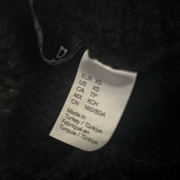 H&M knit metallic sweater - Picture 4 of 5